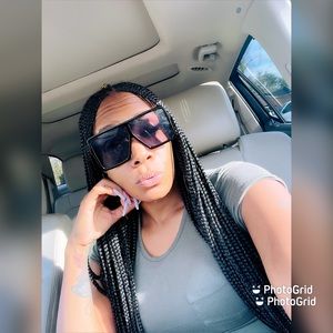 Meet your Posher, Karla